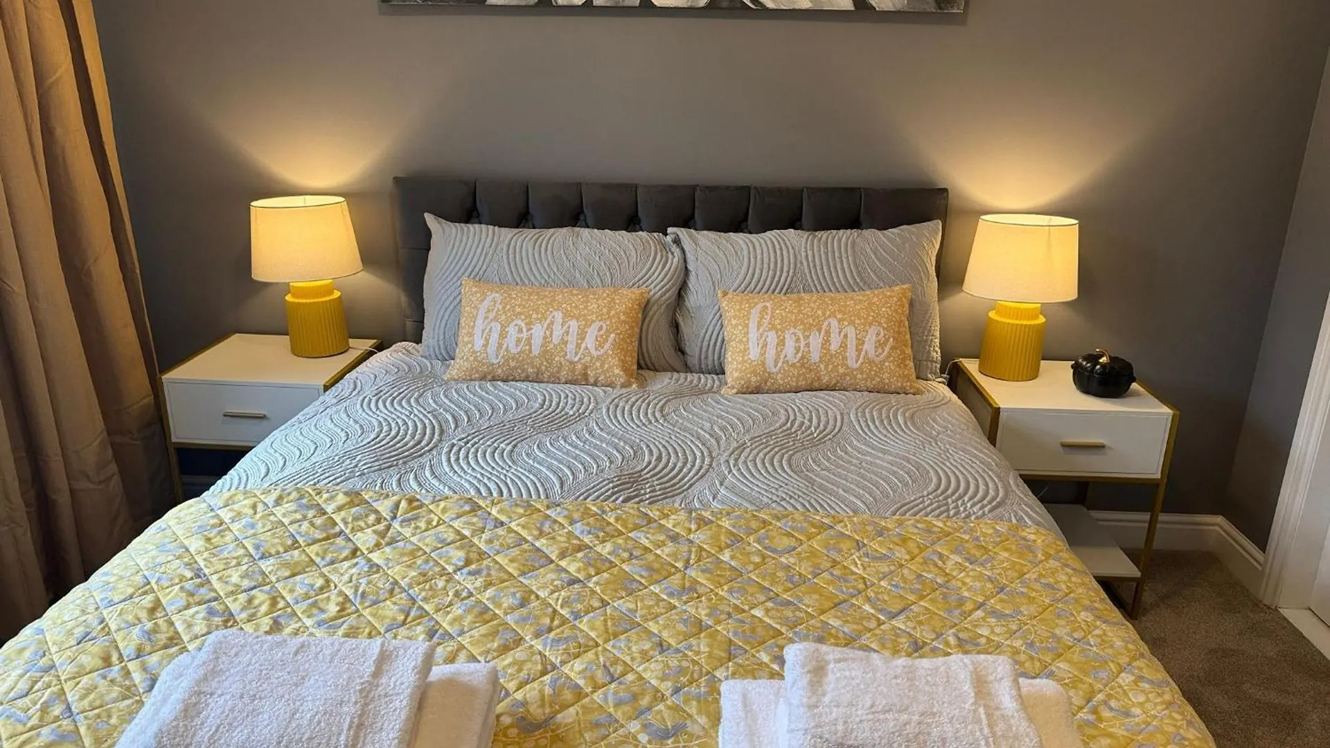 Modern Central 2 King Size Bed Flat Free Parking エディンバラ 0*,  イギリス